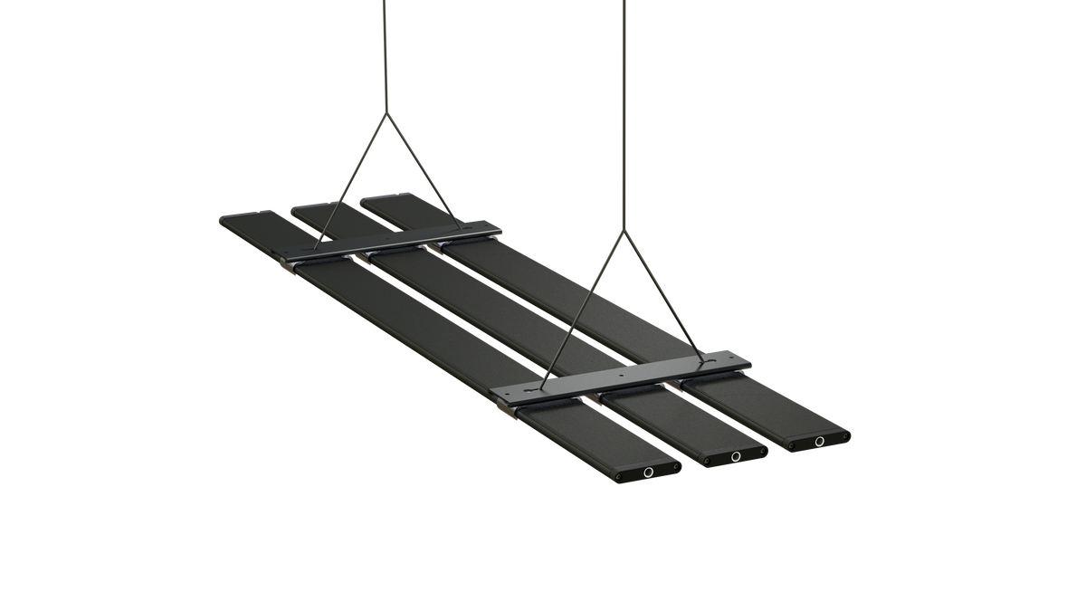 /images/Blade-N4_3-light-hanging_1.png