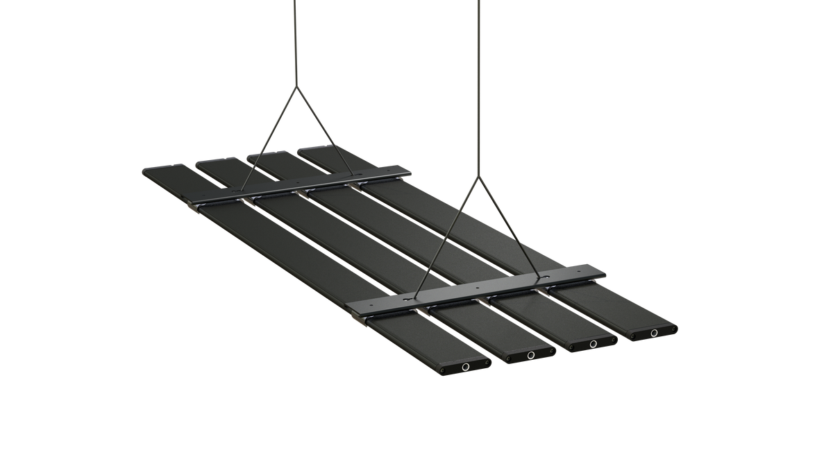 /images/Blade-N4_4-light-hanging.png
